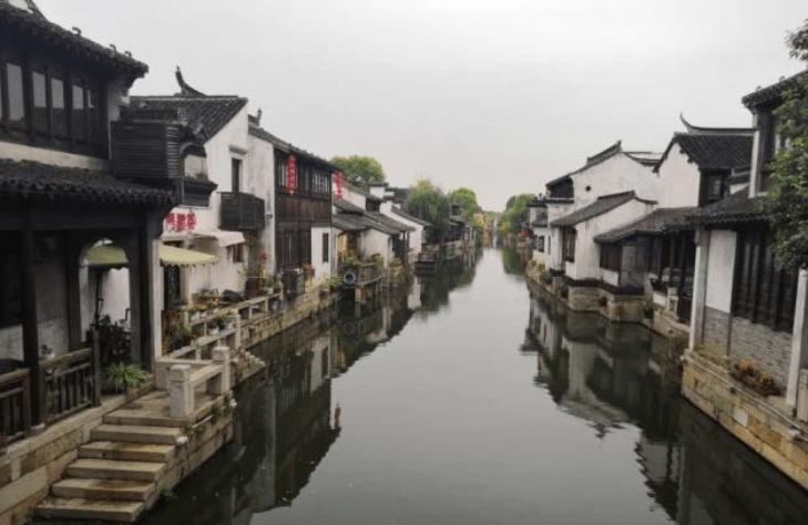 未来产业创新发展“路线图”出炉：  到明年突破百项前沿关键核心技术